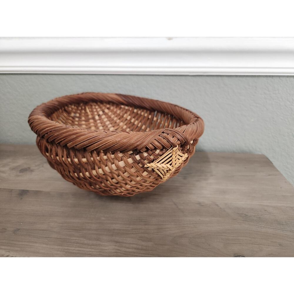 Handwoven Footed Oval Round Basket Natural Wicker Rustic Farmhouse Decor 12 Inch